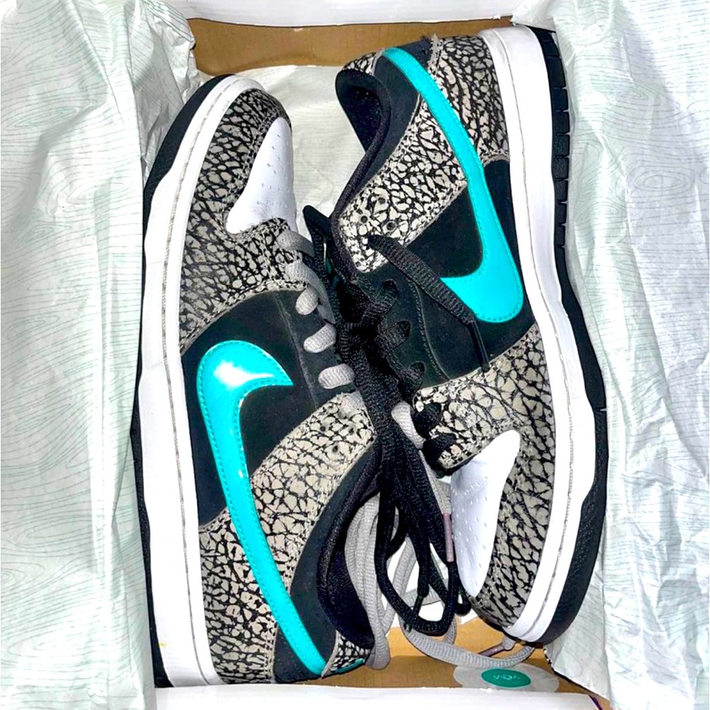 Atmos Nike SB